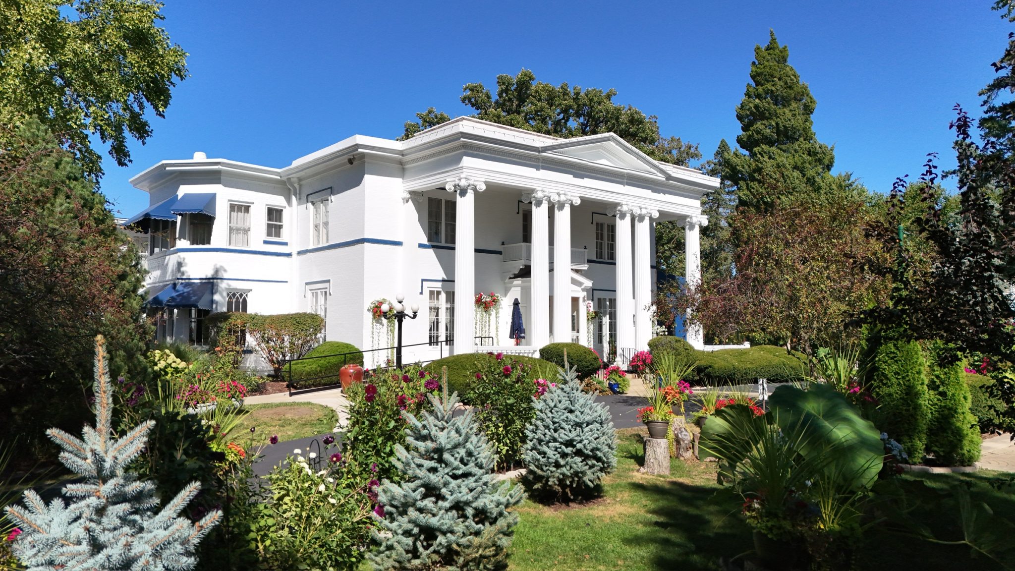 The mansion and its gardens